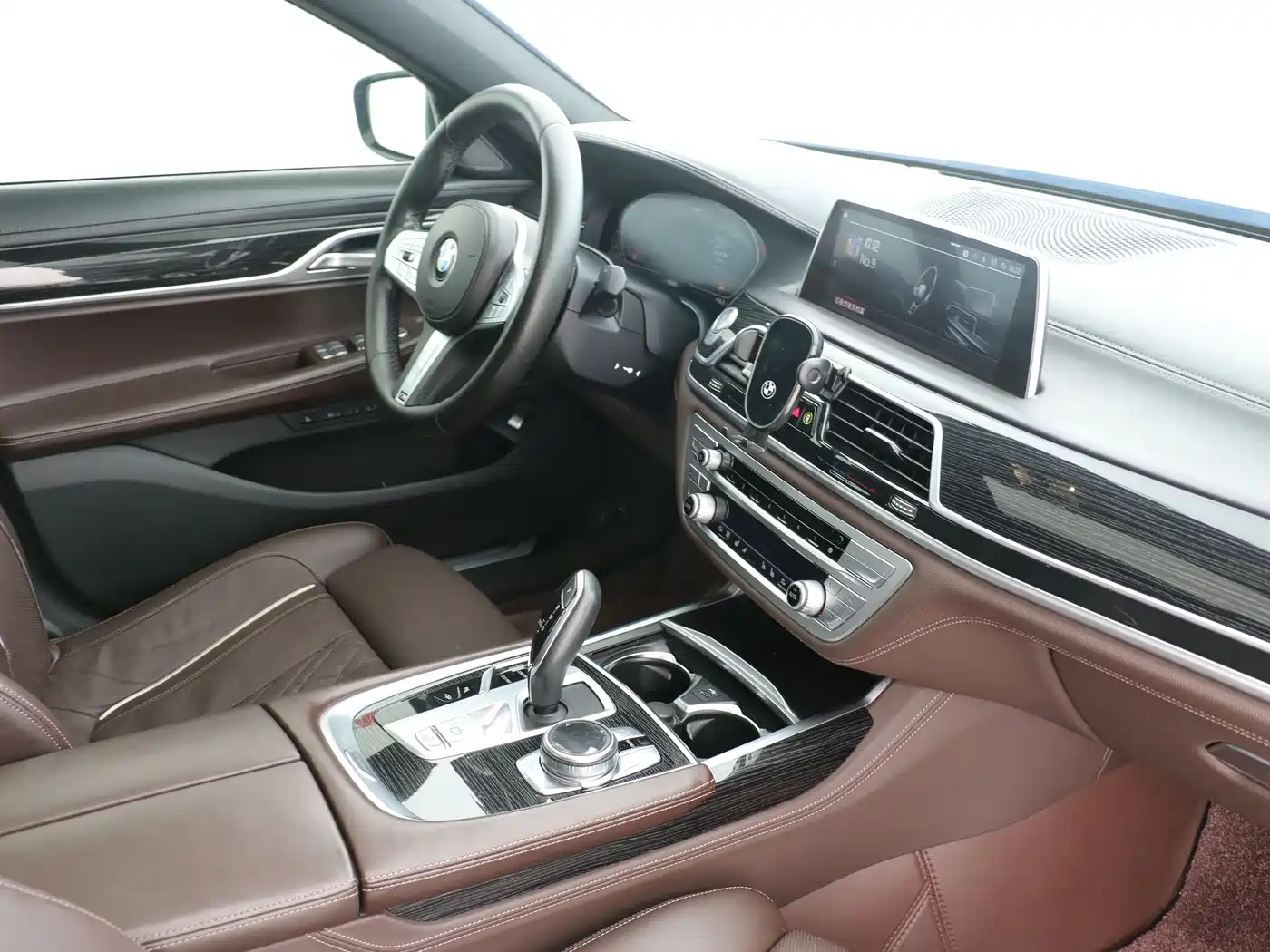 BMW 7 Series 2019 730Li M Sport Package фото 15