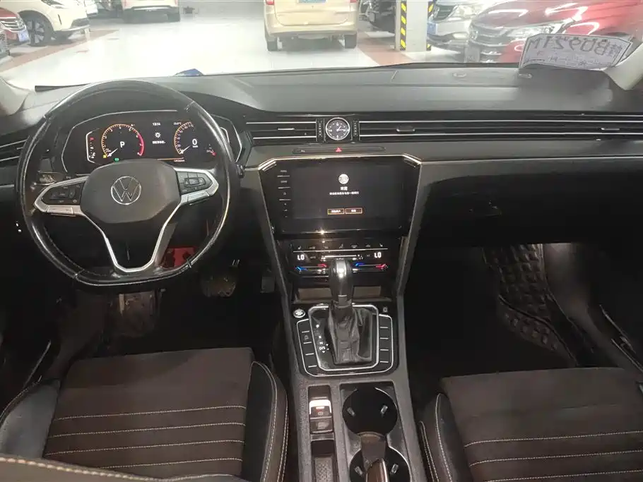 Volkswagen Magotan 2020 330TSI DSG Premium фото 12