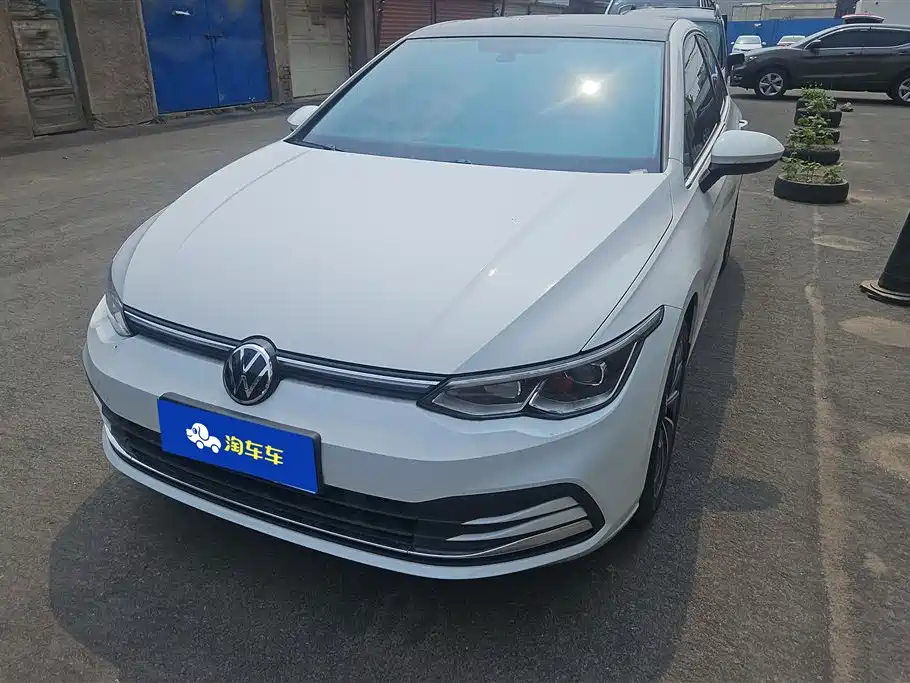 Volkswagen Golf 2024 280TSI DSG Pro 50th Anniversary Edition