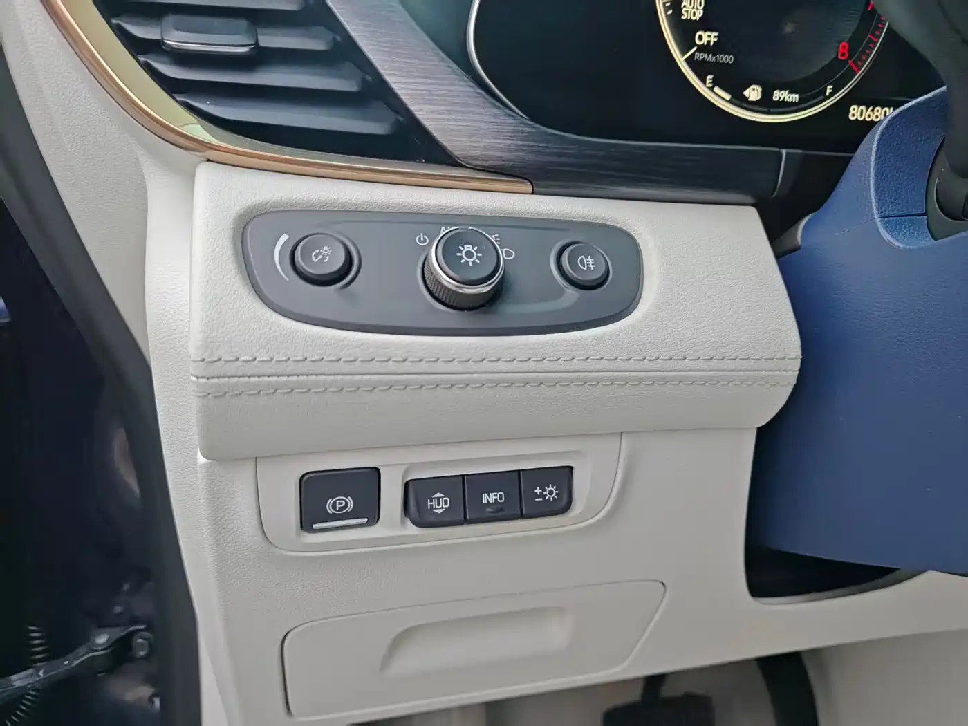Buick GL8 2020 Avenir Four-Seat Prestige Edition фото 33