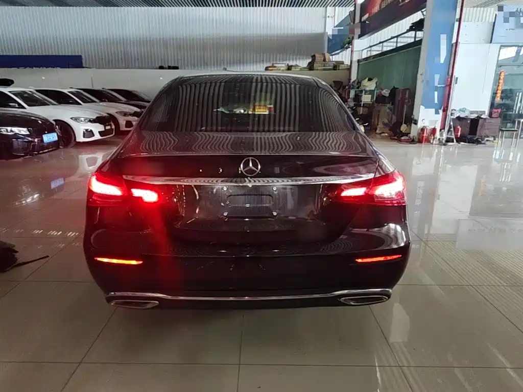 Mercedes-Benz E-Class 2023 E 260 L фото 6