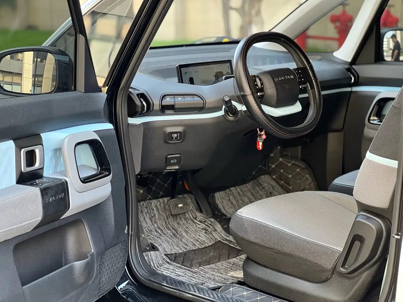Baojun E300 2021 2020 Stellar Smart Travel Edition