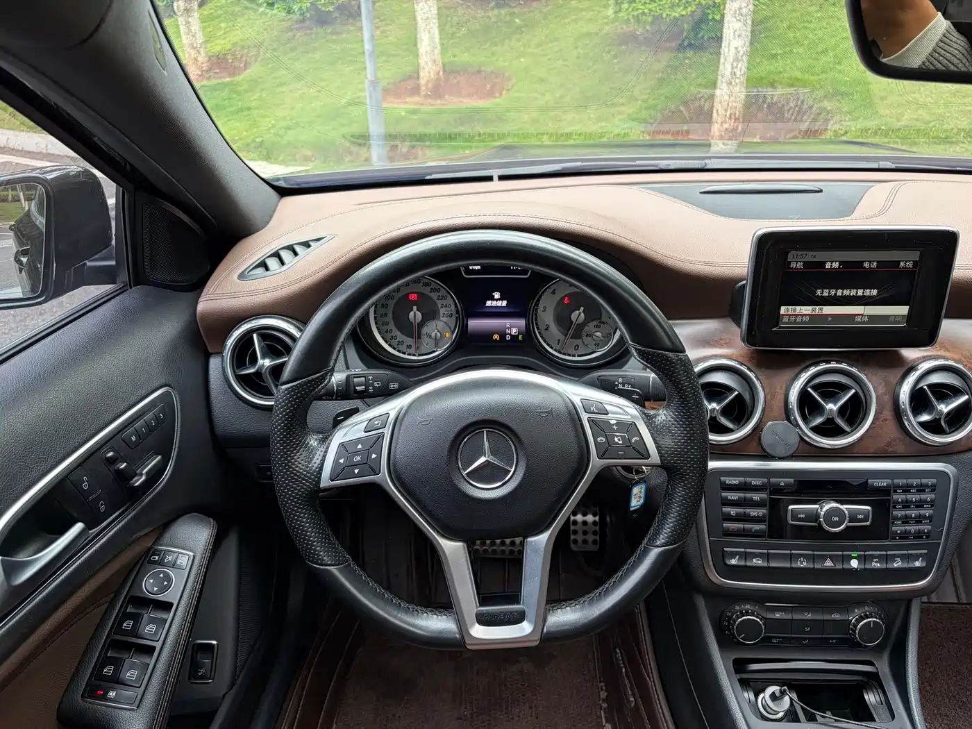 Mercedes-Benz GLA 2015 2015 GLA 260 4MATIC Sport