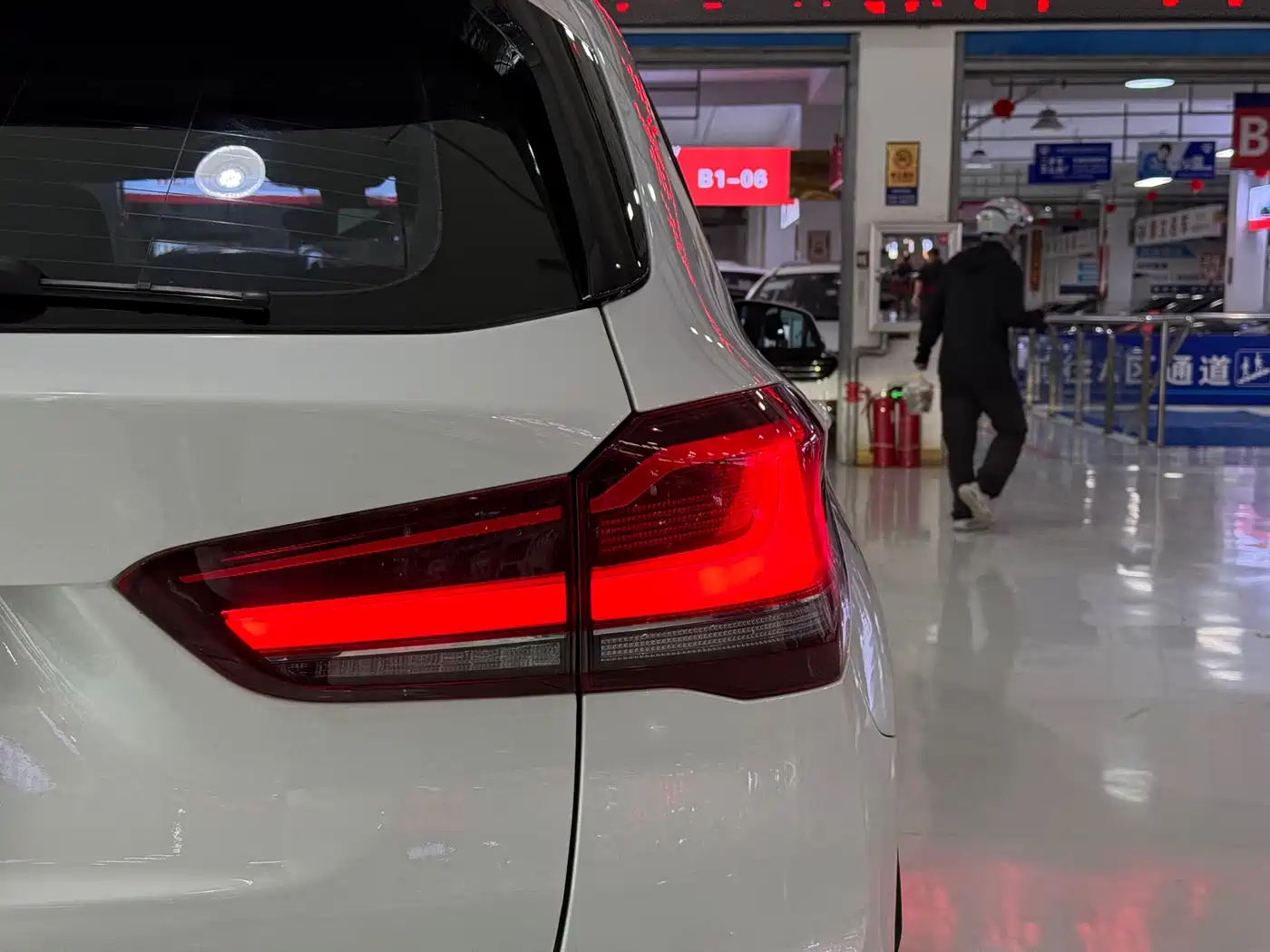 BMW X1 2022 sDrive20Li Premium фото 8