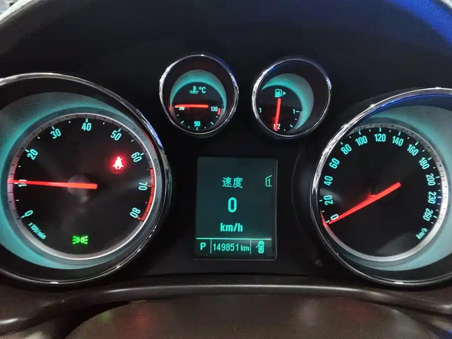 Buick Regal 2012 Model 2.0L Comfort фото 14