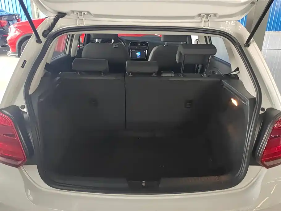 Volkswagen Polo 2018 1.5L Auto Comfort фото 4
