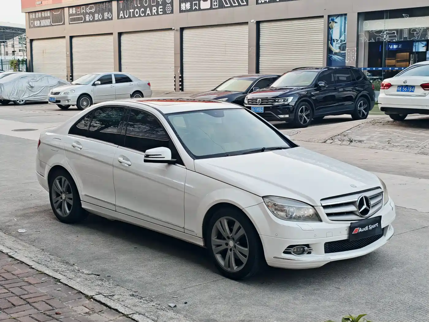 Mercedes-Benz C-Class 2010 C 200 CGI Elegance фото 2