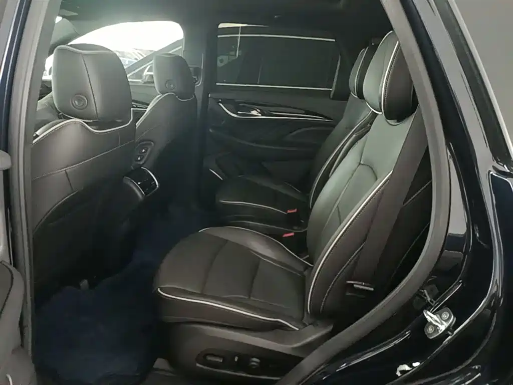 Buick Enclave 2022 652T AWD Premium Flagship 6-Seater фото 17