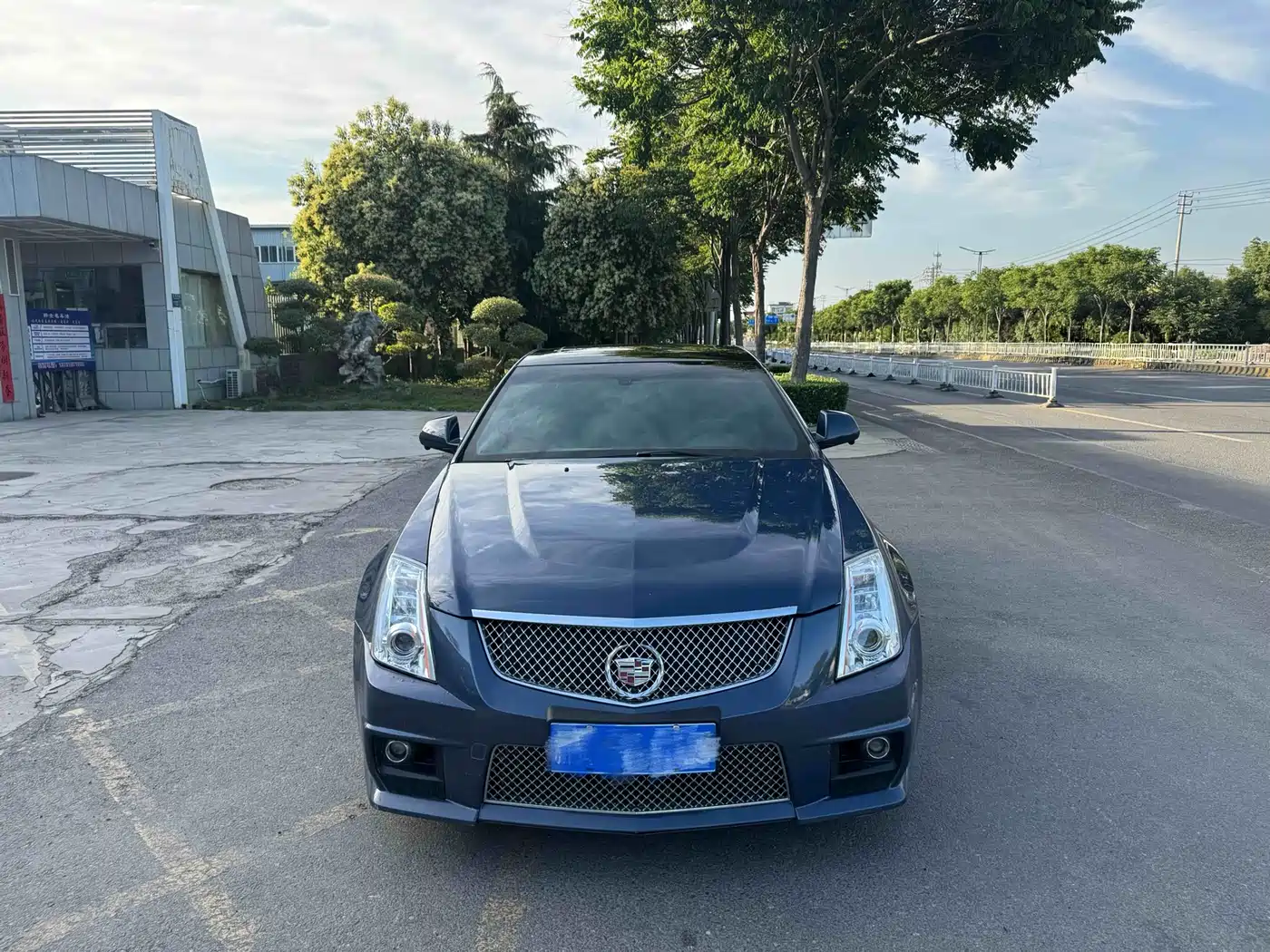 Cadillac CTS (Import) 2009 Model 6.2L CTS-V фото 8