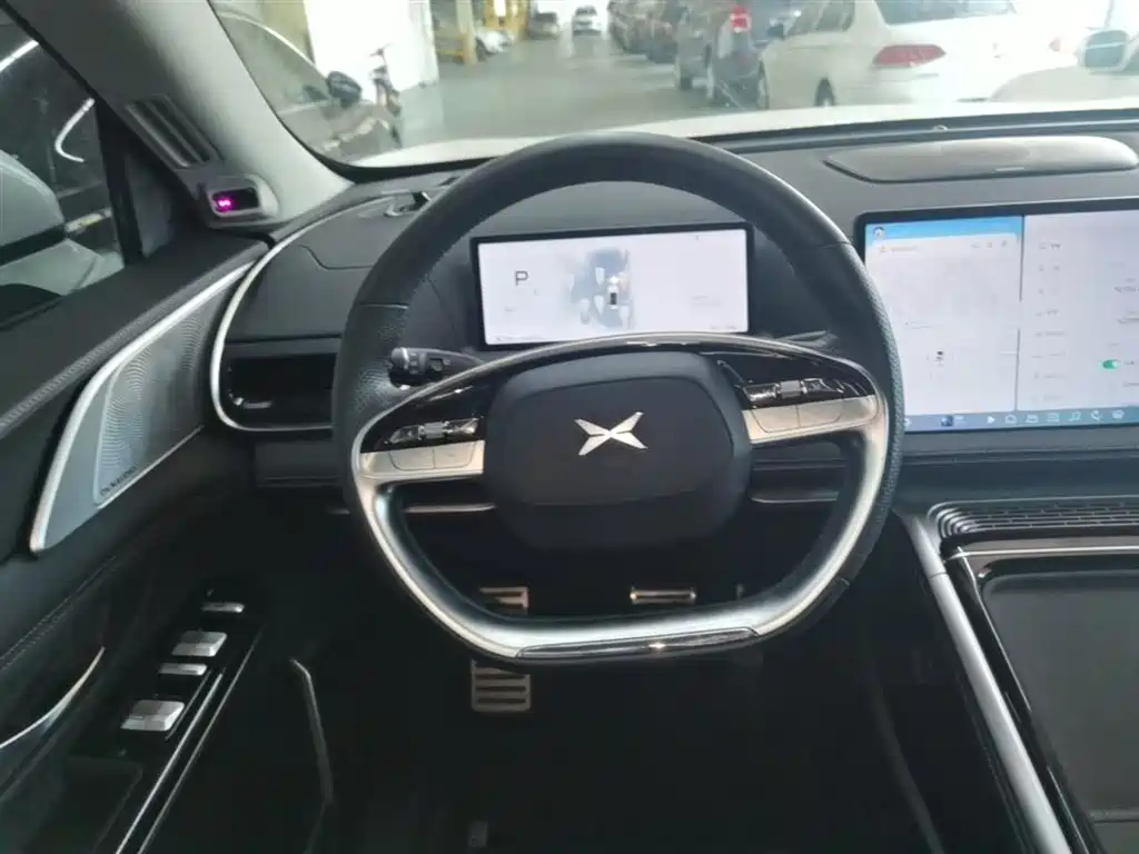 XPeng G9 2022 650 Performance Max фото 11