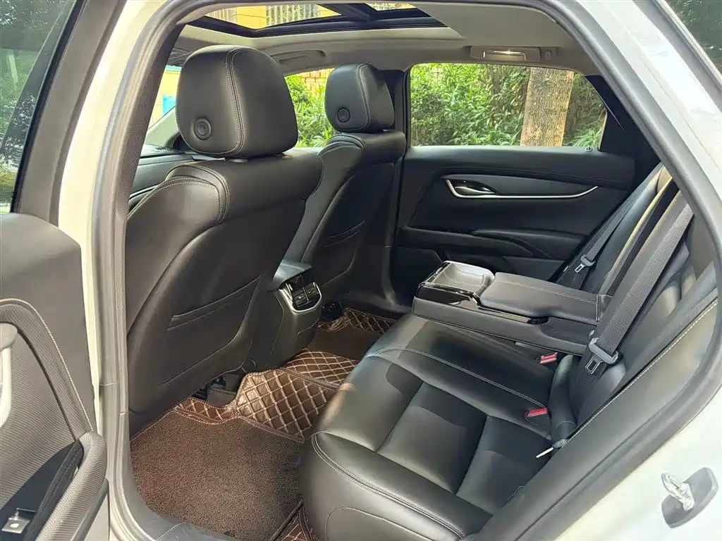 Cadillac XTS 2018 28T Technology фото 4
