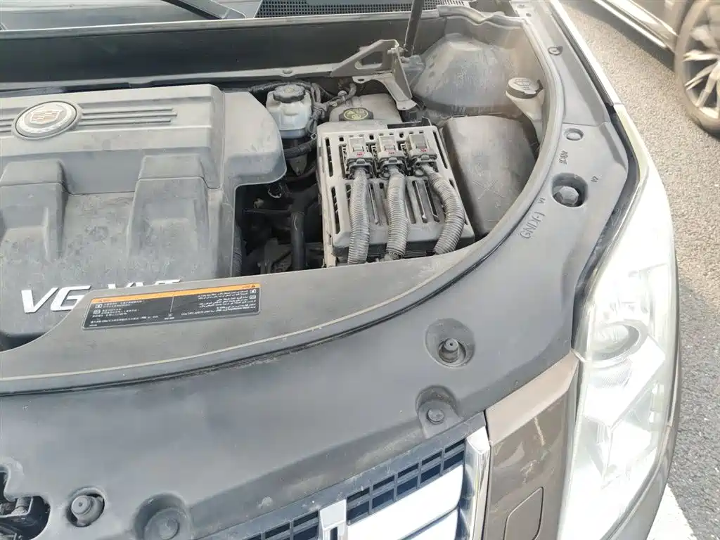 Cadillac SRX 2014 3.0L Elite Model фото 22