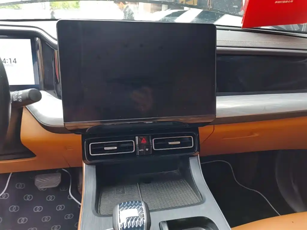 GAC Trumpchi Trumpchi GS8 2022 Pilot Series 2.0TGDI 2WD Luxury Smart Connect Edition (7-Seater) фото 13