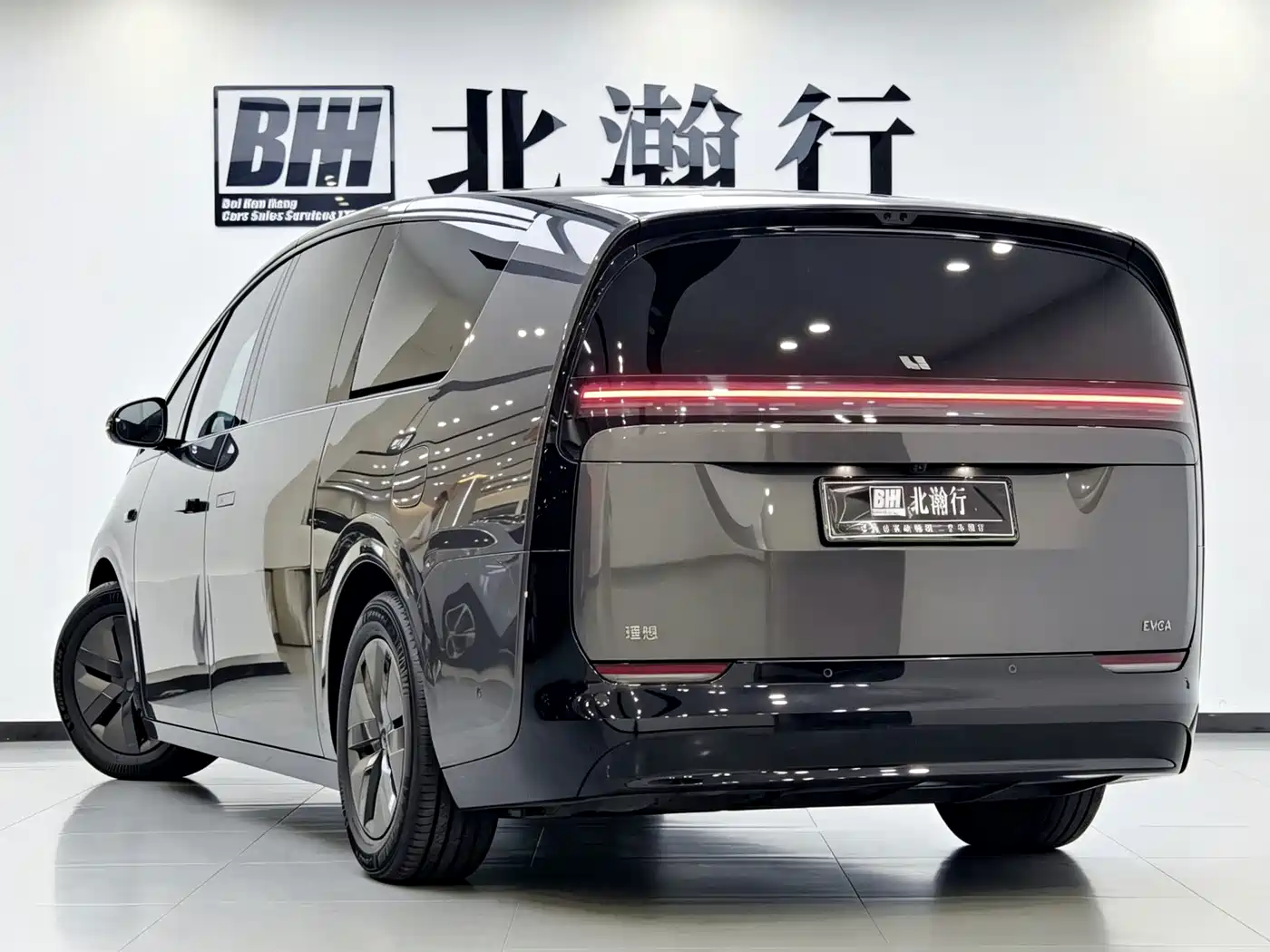 Li Auto MEGA 2025 2025 Model Home Family Special Edition