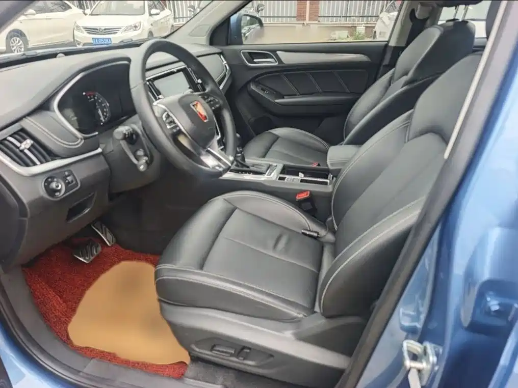 Фото 22 - Roewe RX5