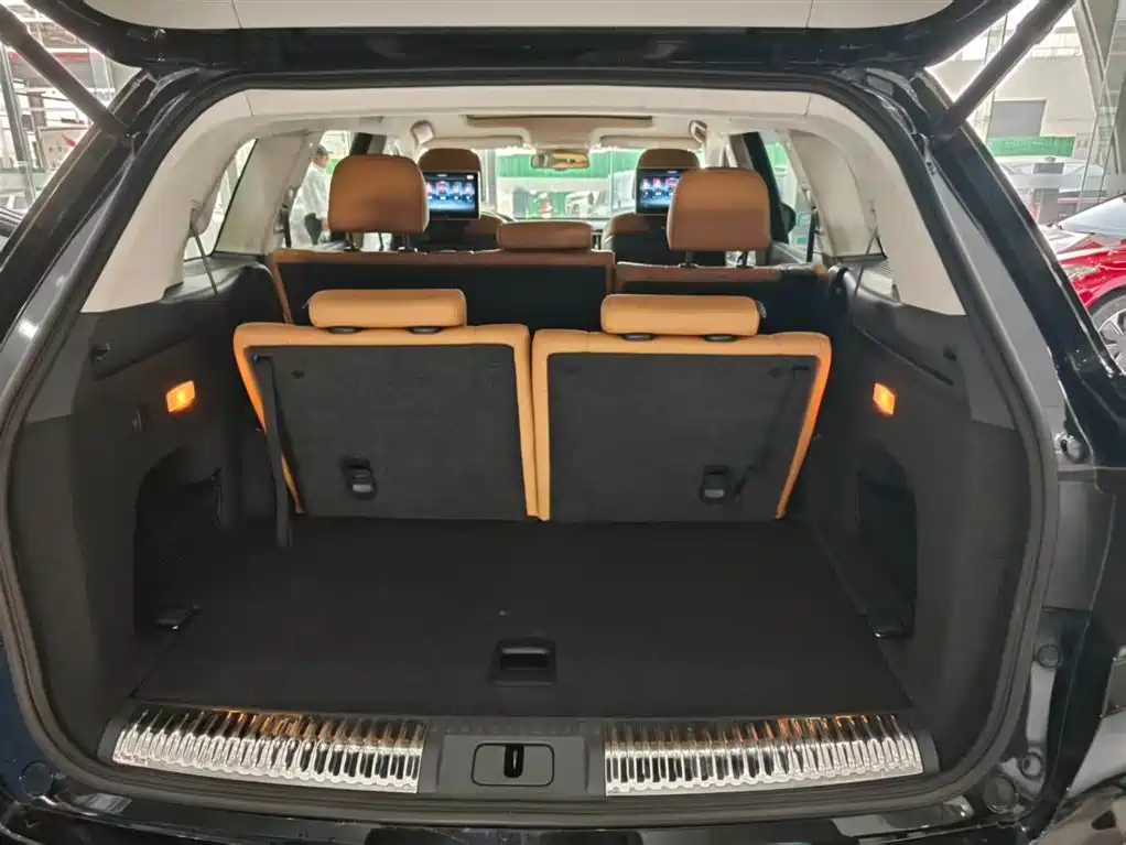 Hongqi HS7 2019 3.0T Automatic 4WD Smart Connection Flag Leader Edition фото 31