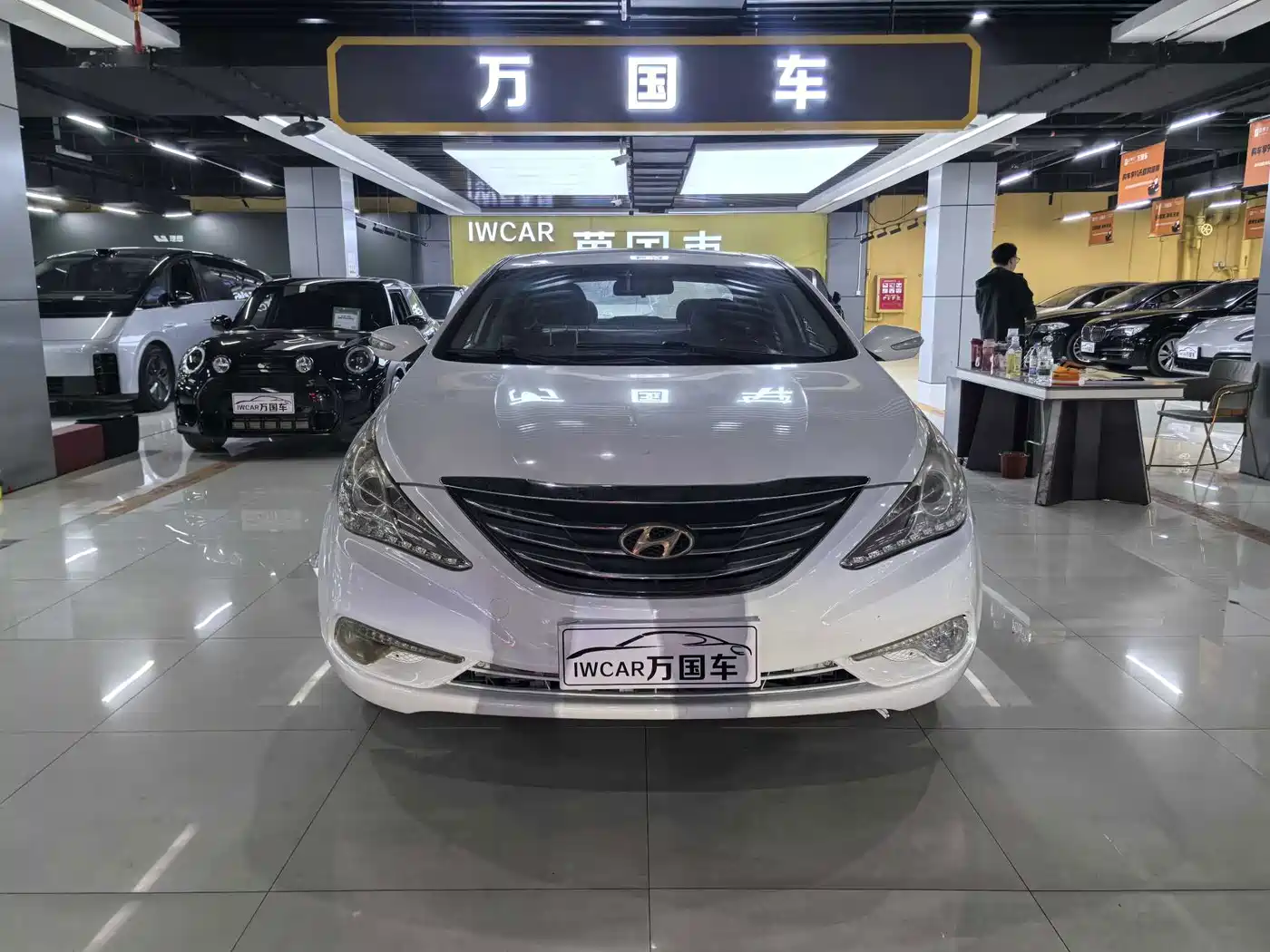 Hyundai Sonata 2014 2013 Model 2.0L Automatic Leading Edition