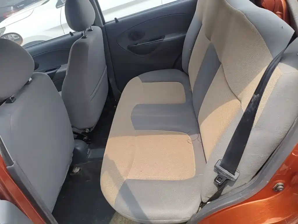 Baojun Lechi 2016 2012 Facelift 1.0L Manual P-TEC Standard