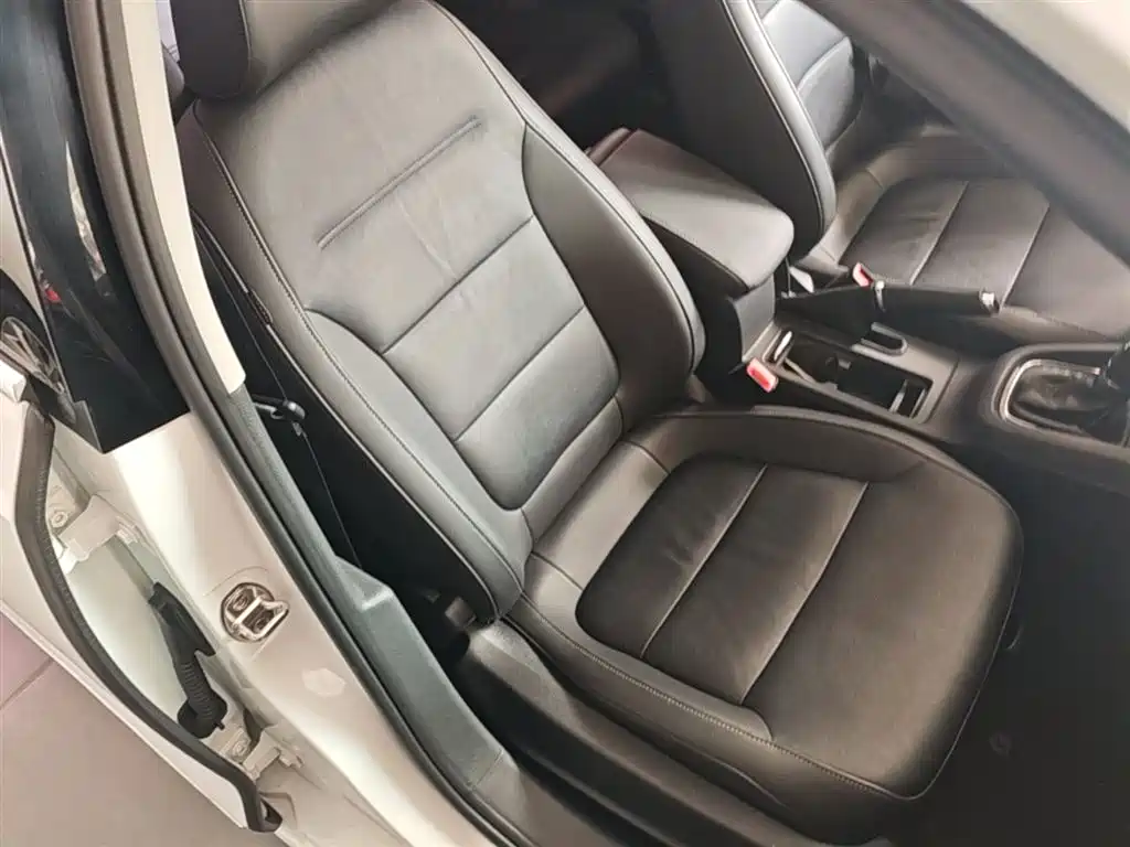Volkswagen Sagitar 2018 280TSI DSG Comfort фото 25