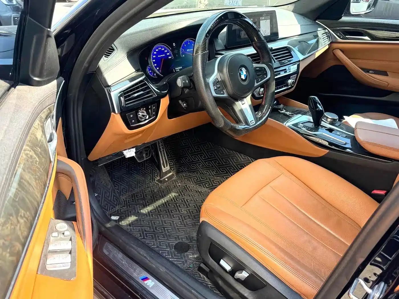 BMW 5 Series 2018 Facelift 530Li Leading M Sport Package фото 4