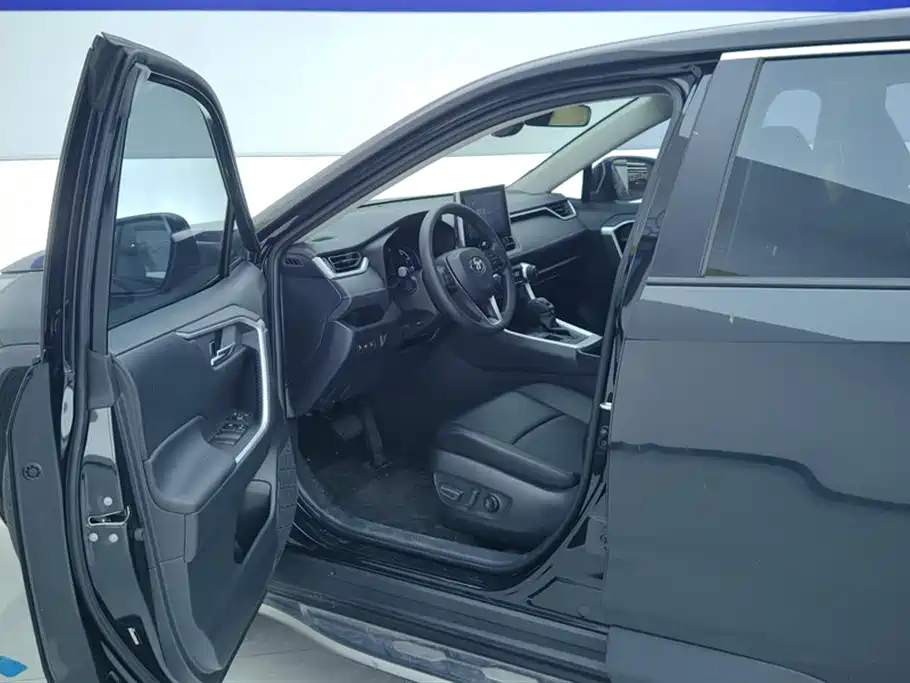 Toyota RAV4 Rongfang 2021 Hybrid 2.5L E-CVT Front-wheel Drive Elite Edition фото 9