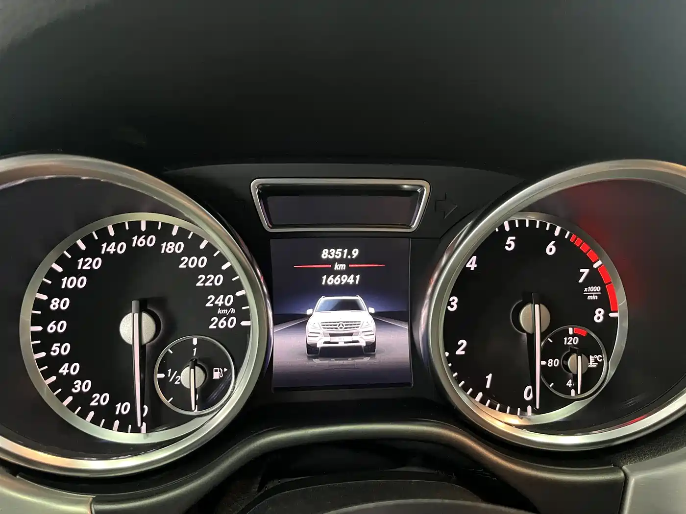 Mercedes-Benz M-Class 2014 ML 320 4MATIC фото 10