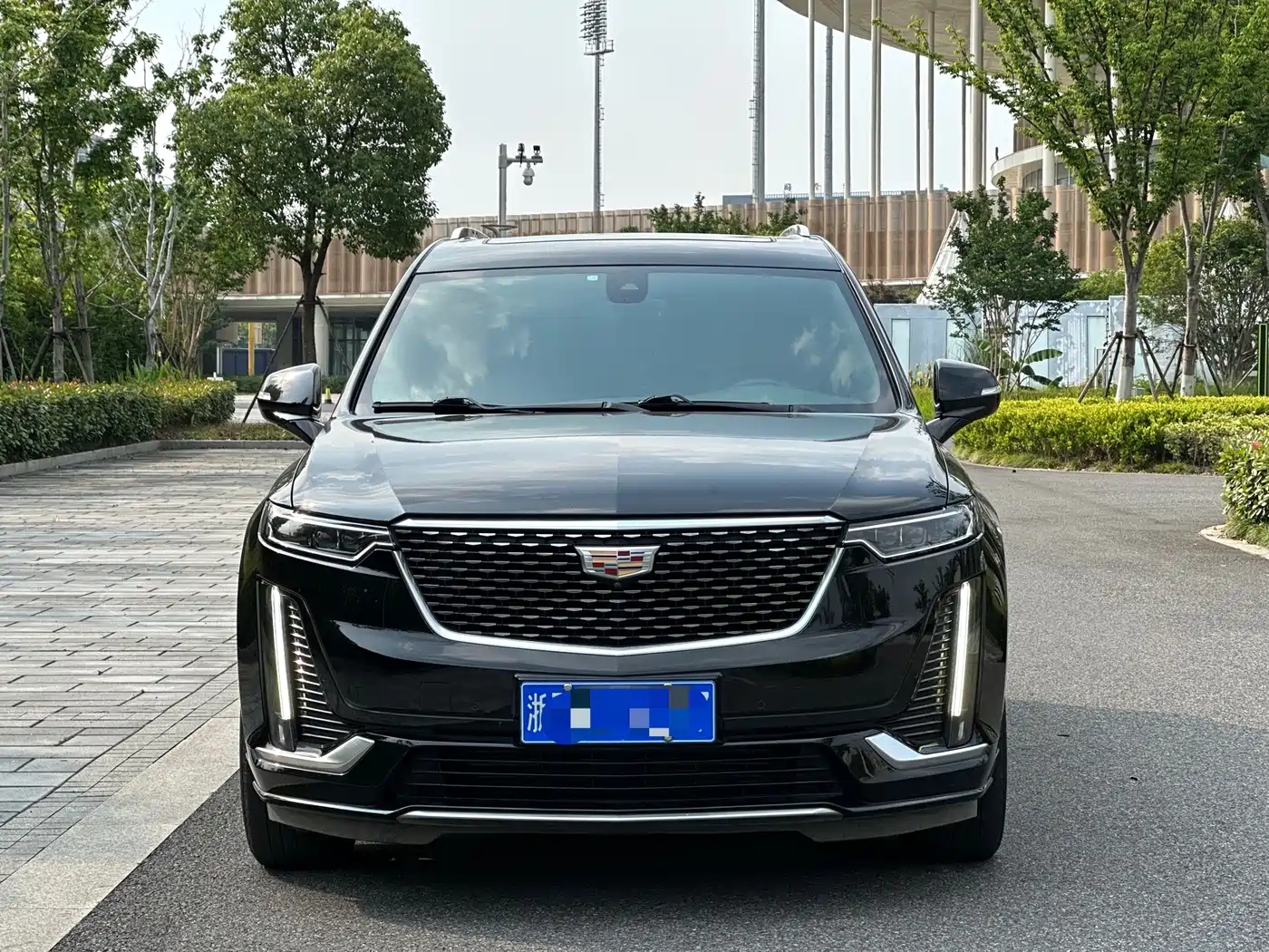 Cadillac XT6 2022 2.0T 6-Seater 2WD Luxury Edition фото 2