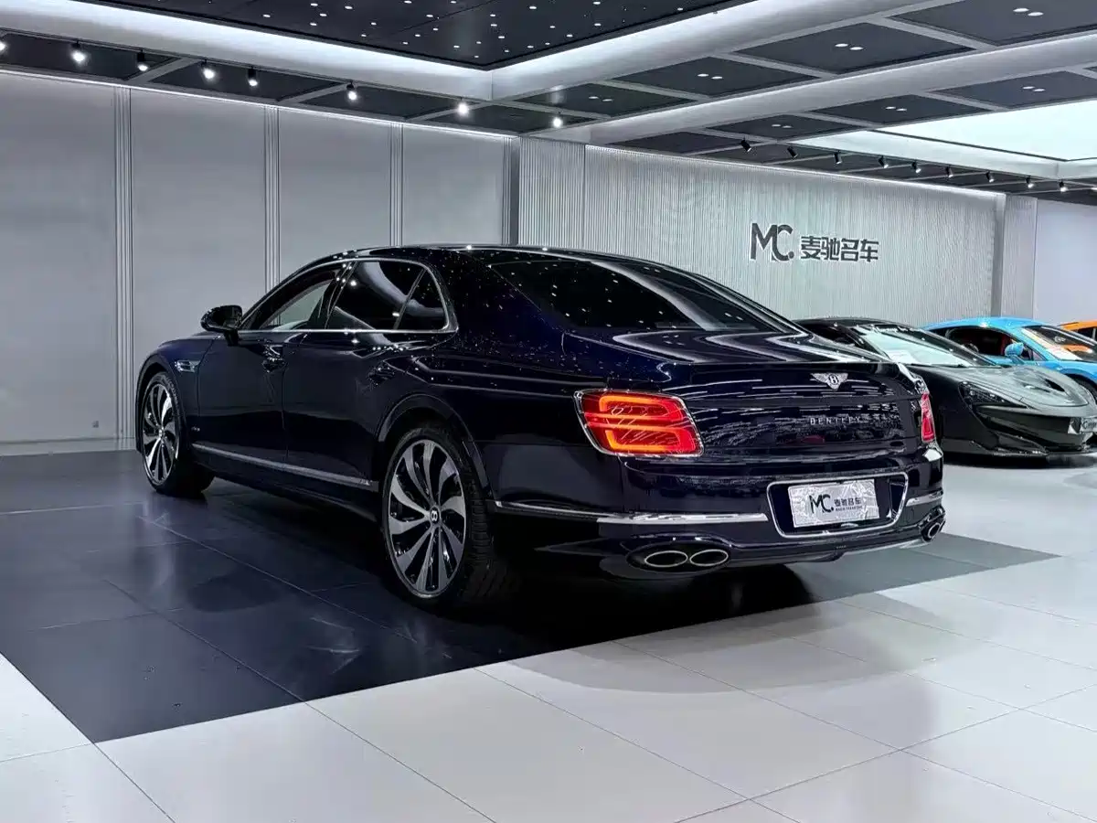 Bentley Flying Spur 2024 2024 4.0T V8 Elegance Edition