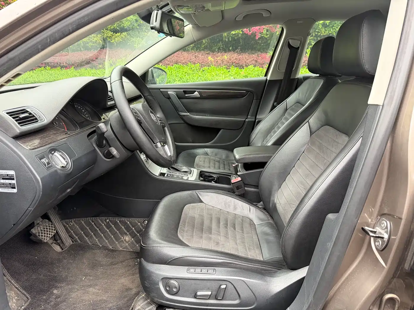 Volkswagen Magotan 2013 2.0TSI Premium фото 11