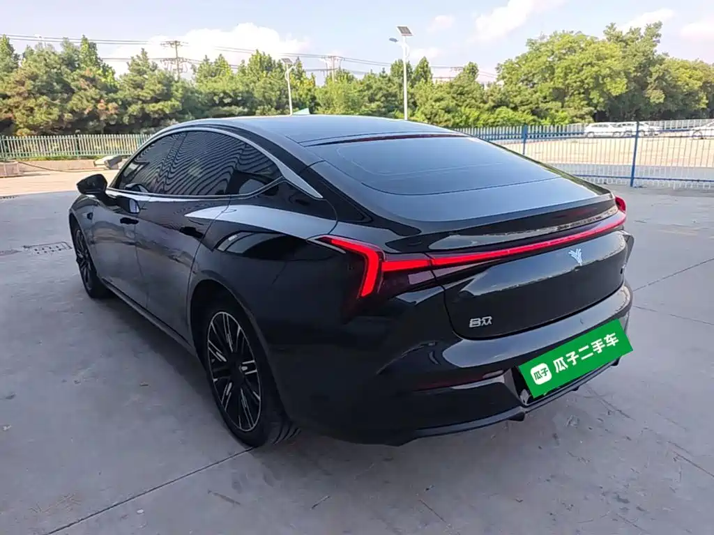 2024 Nezha Auto Nezha S