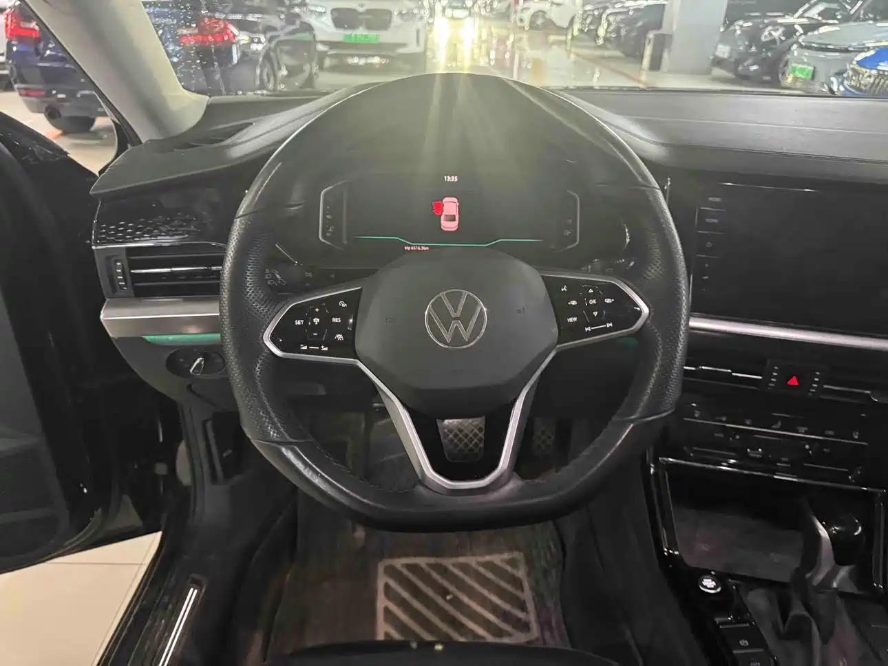Фото 3 - Volkswagen Passat