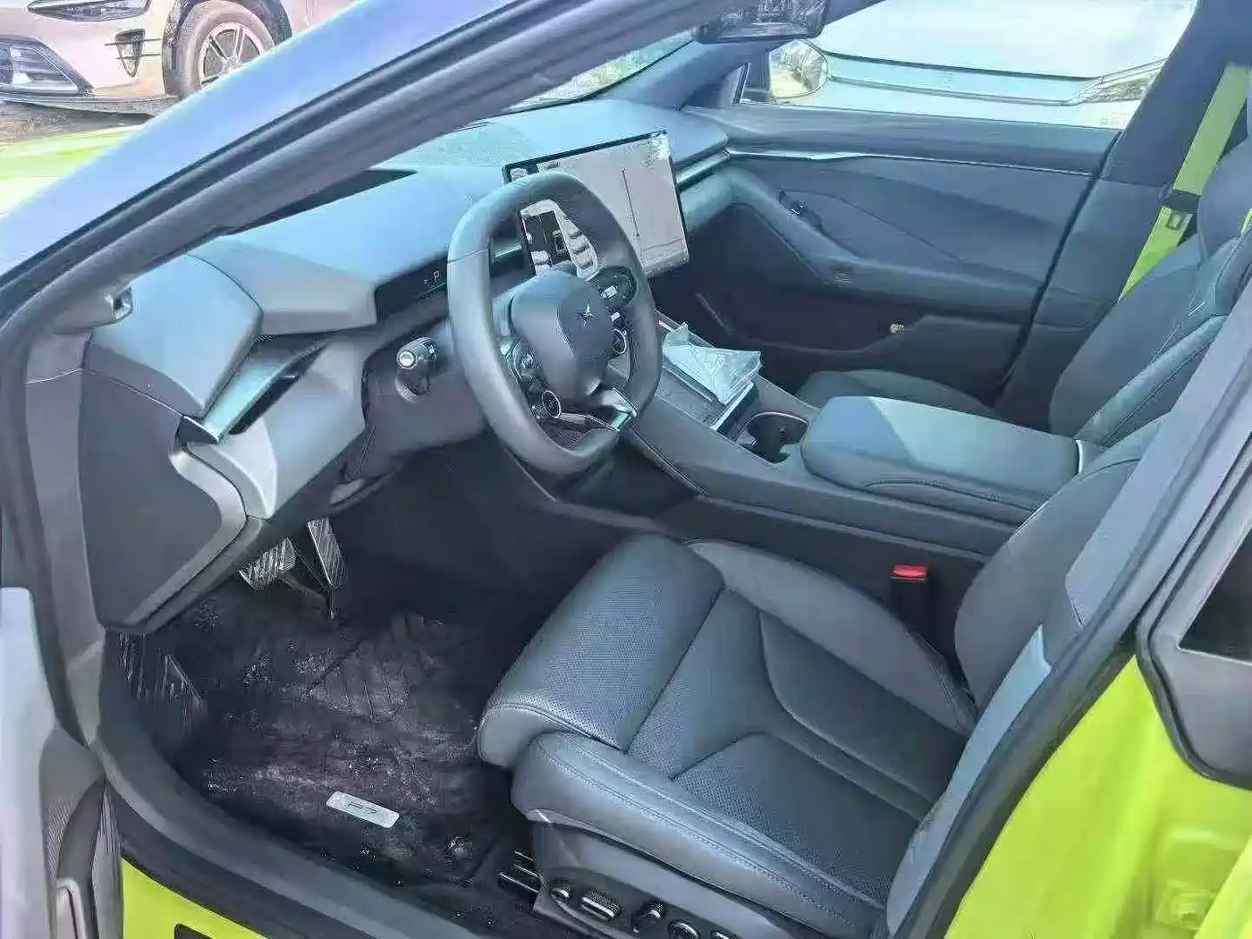 2025 XPeng P7