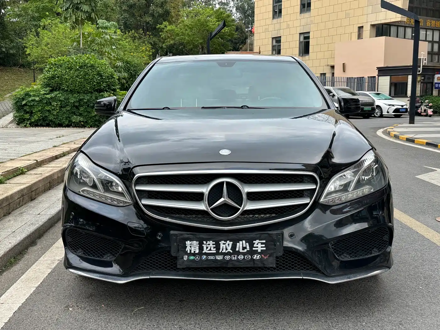 Mercedes-Benz E-Class 2014 Facelift E 260 L Sport фото 2