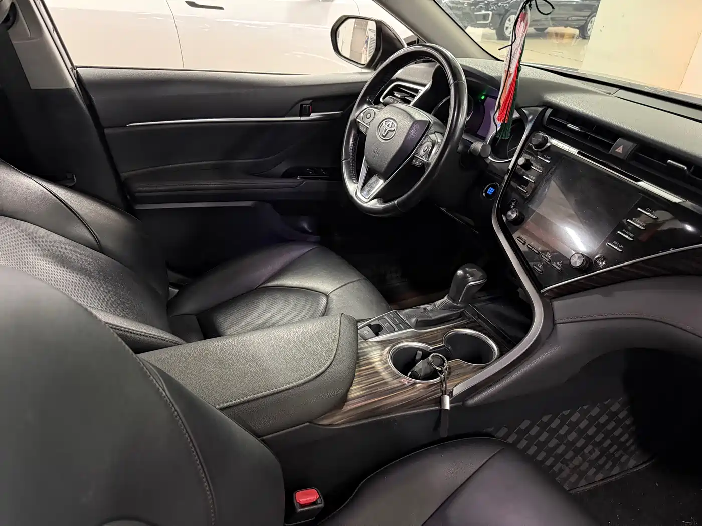 Toyota Camry 2019 2.5G Luxury Edition China VI фото 7
