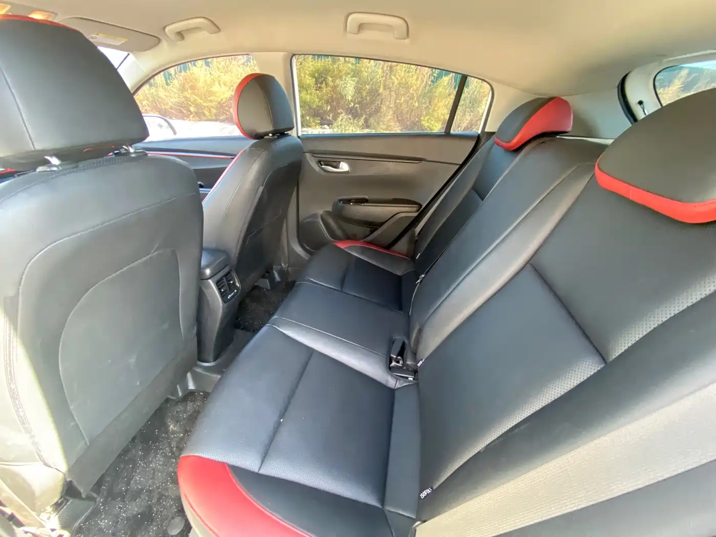 Kia KX CROSS 2018 2017 1.4L AT GLS