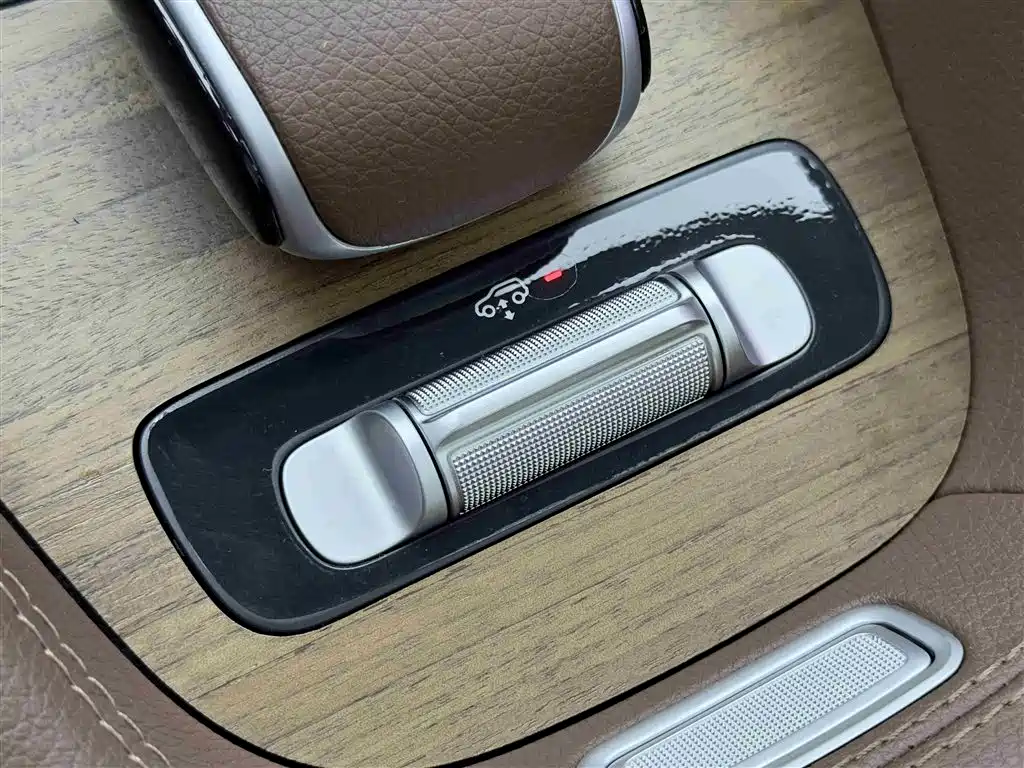 Mercedes-Benz GLE 2024 GLE 450 4MATIC Fashion фото 14