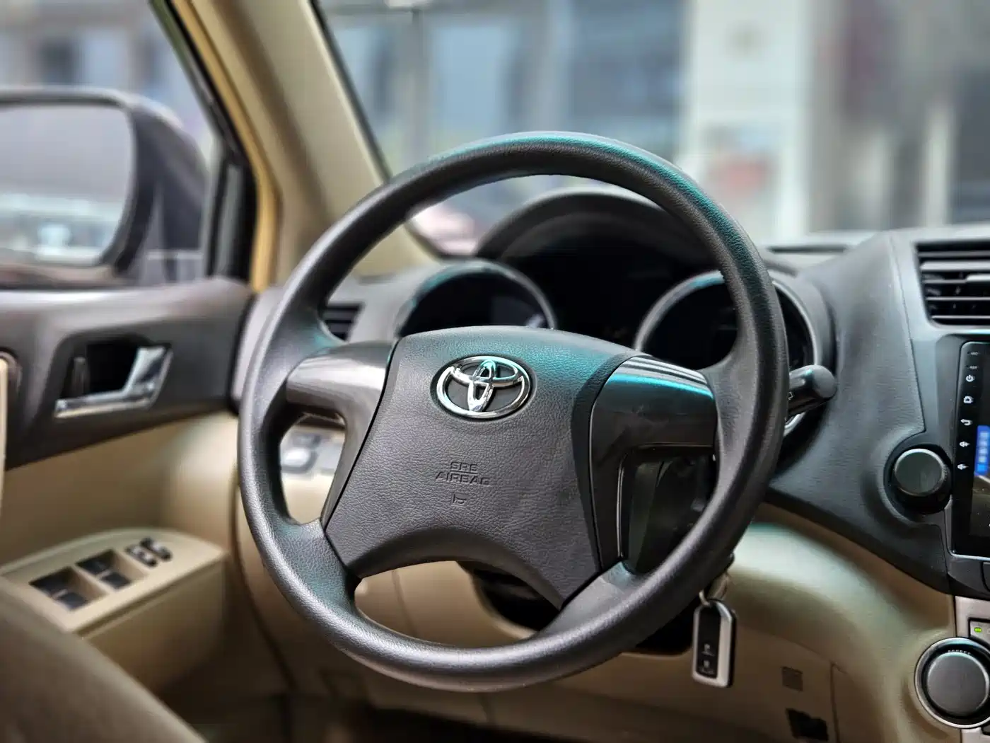 Toyota Highlander 2012 2.7L 2WD 5-seater Elite Edition фото 13