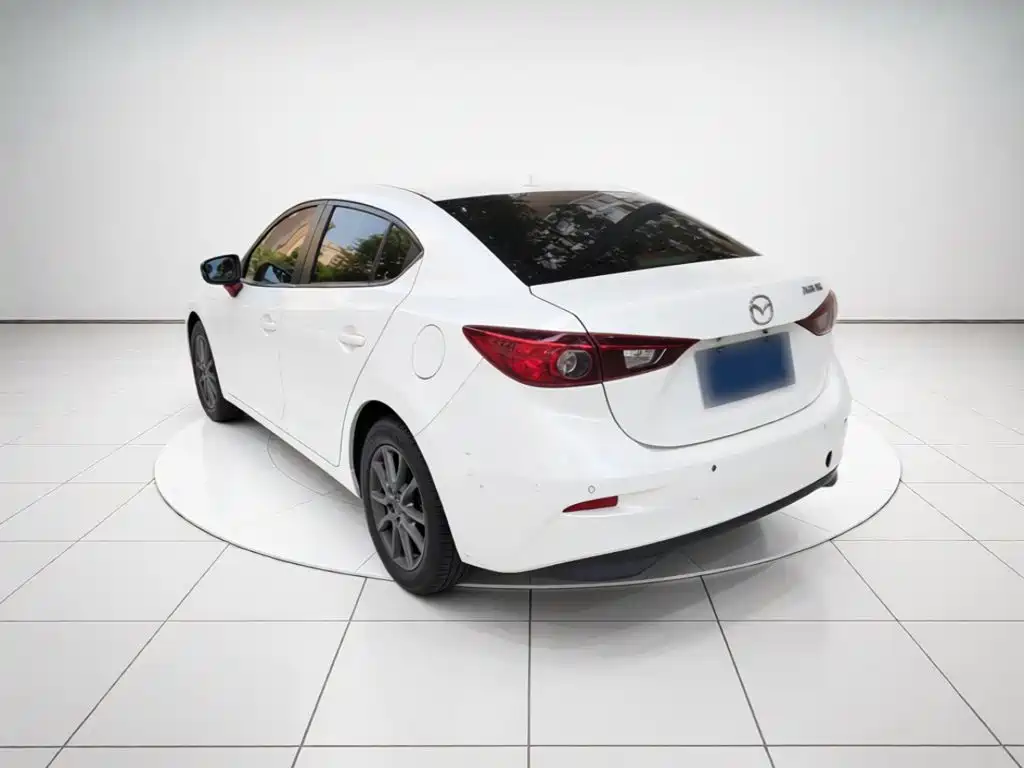 Mazda Mazda 3 2014 2014 Sedan 1.5L Automatic Luxury