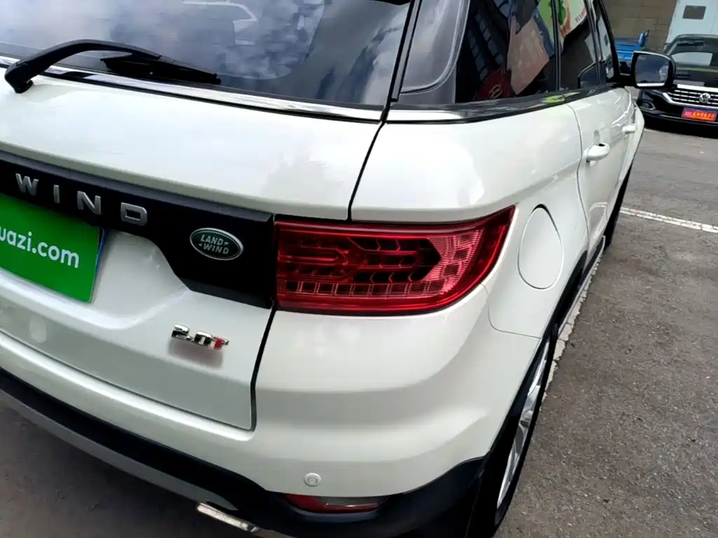 Landwind X7 2017 2015 2.0T Panorama Premium