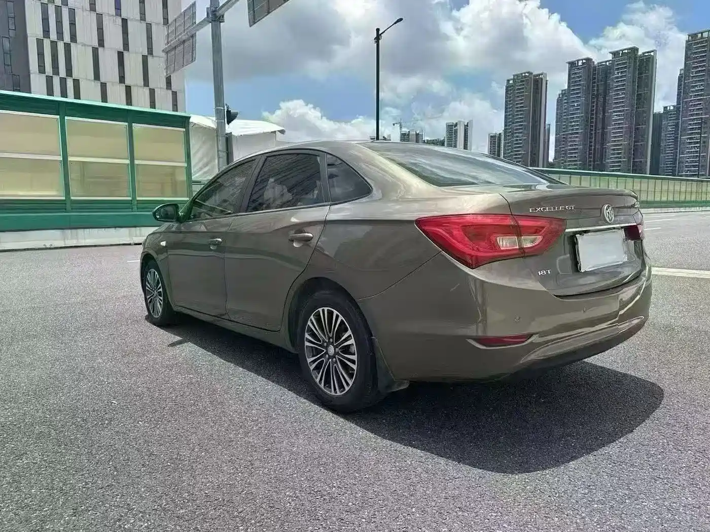 Фото 7 - Buick Excelle