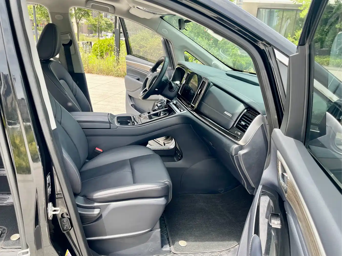 GAC Trumpchi Trumpchi M8 2023 Leading Series 390T Premium Edition фото 14