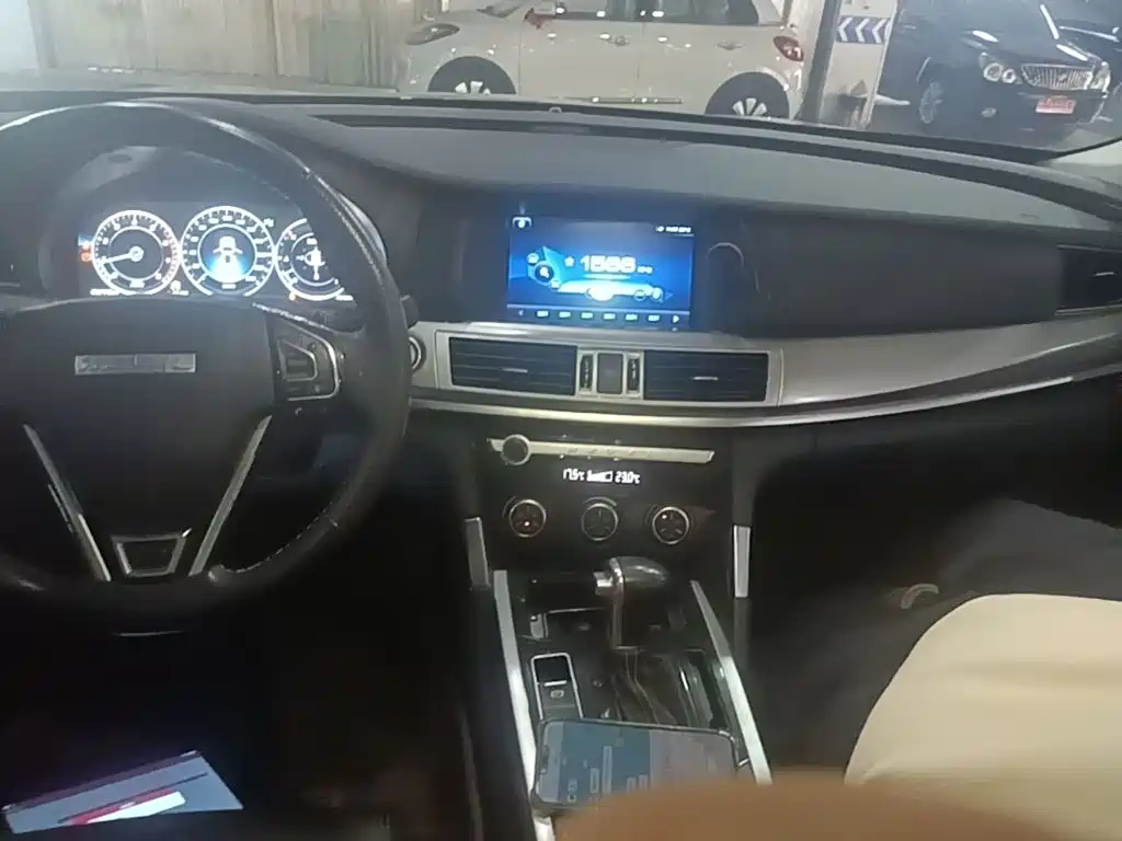 Haval H7 2018 2018 Facelift Blue Label H7 2.0T Automatic Intelligent Enjoyment Edition