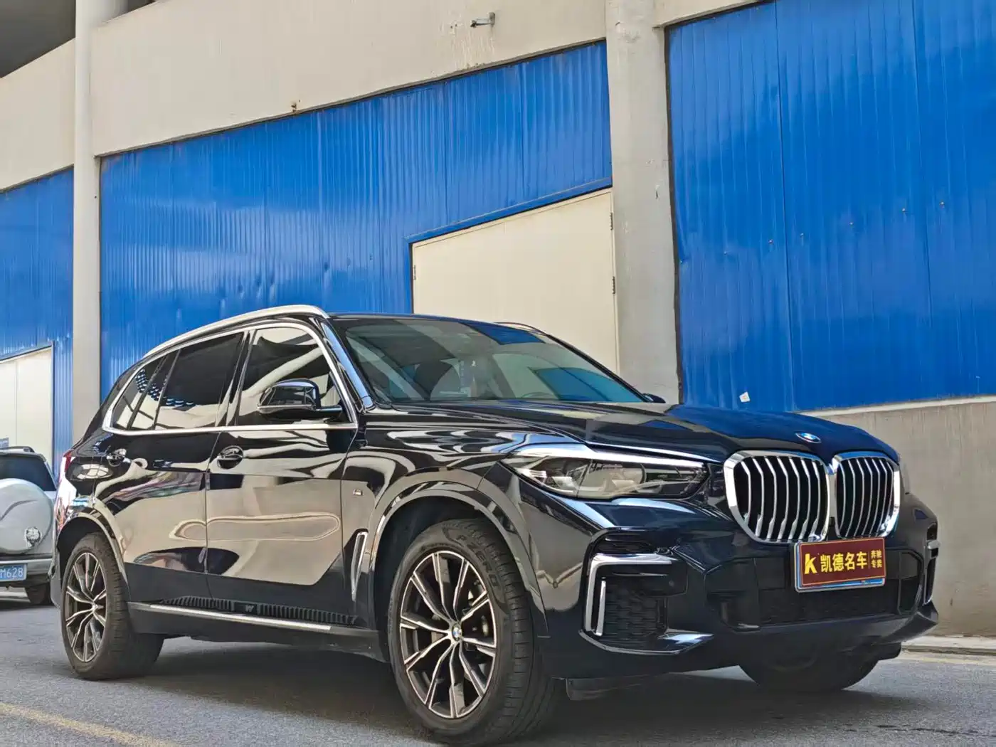 BMW X5 2022 xDrive 30Li M Sport Package фото 3