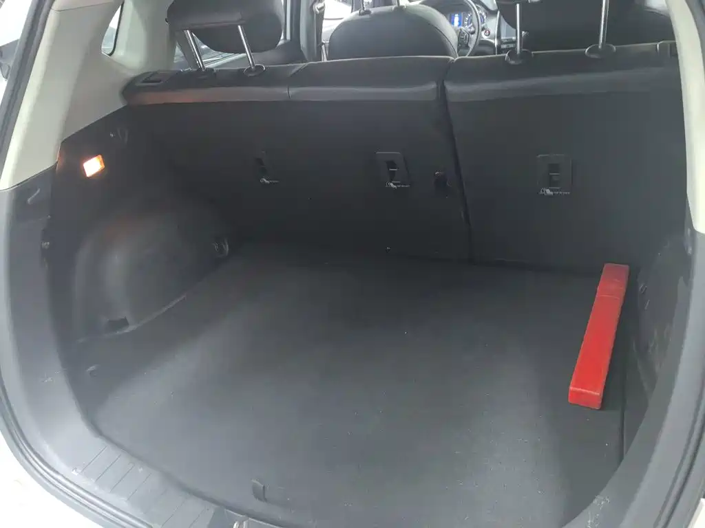 Фото 9 - Haval H2
