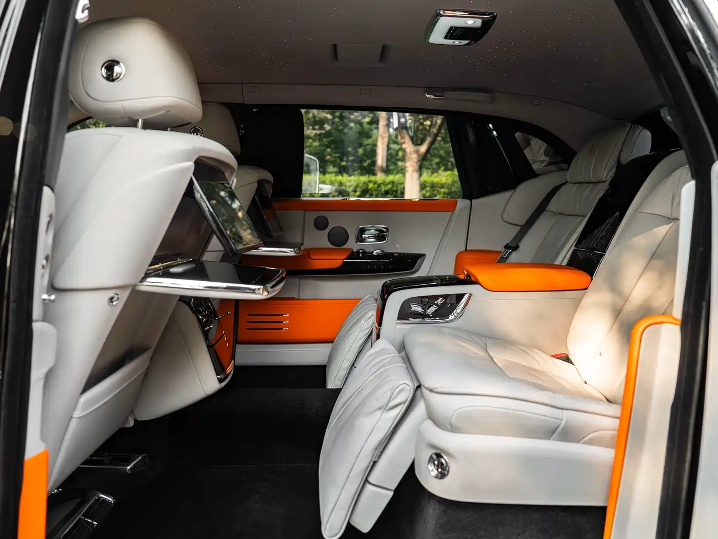 Rolls-Royce Phantom 2023 2024 Long Wheelbase Series II