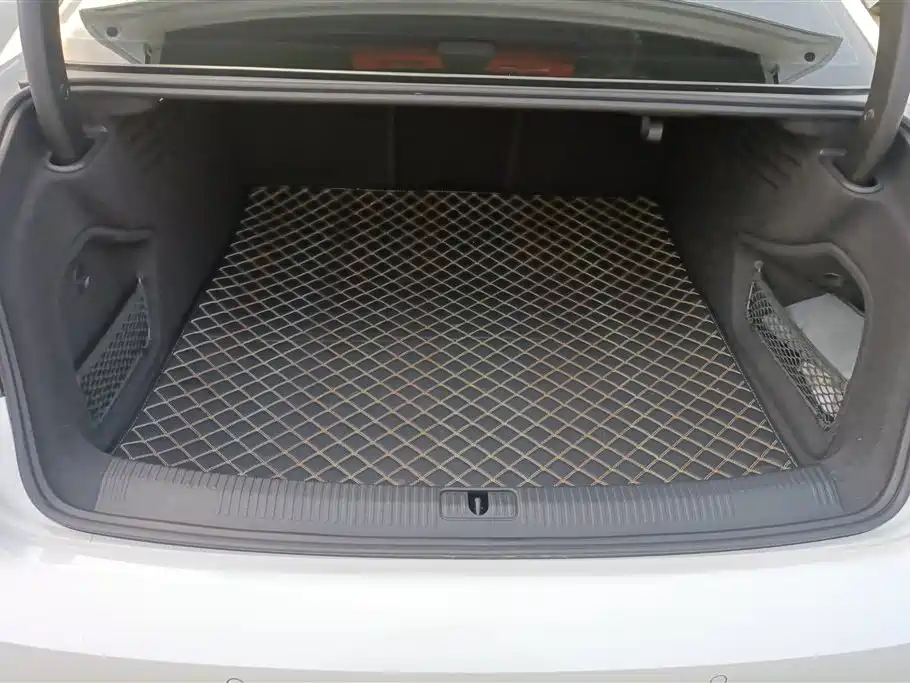 Audi A4L 2024 40 TFSI Luxury Dynamic фото 4