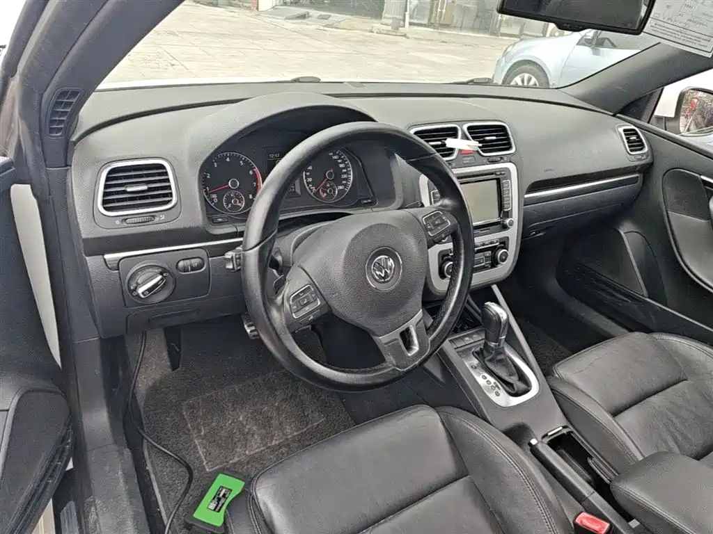 Volkswagen Eos 2011 Model 2.0TSI фото 7