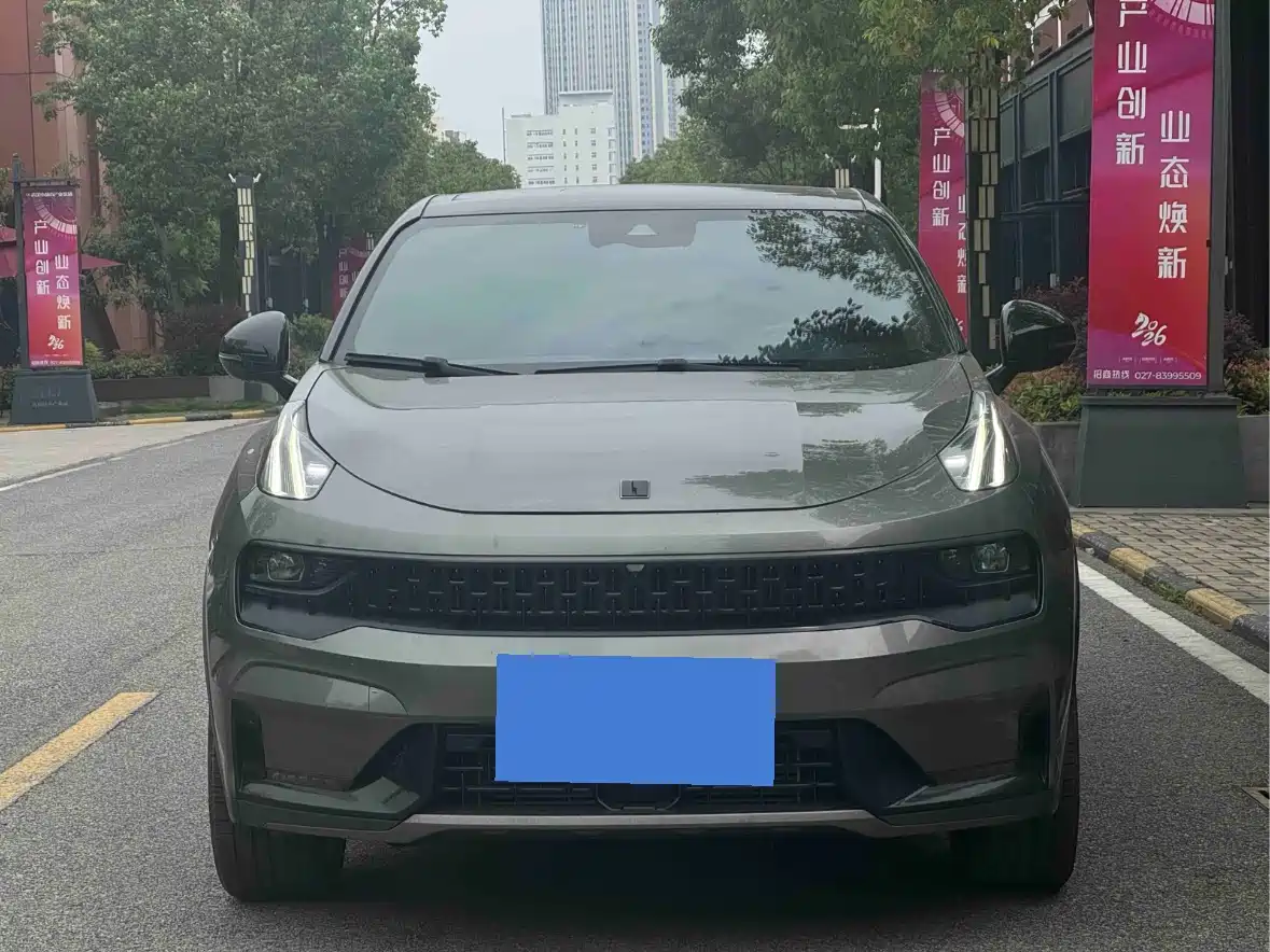 Lynk & Co 05 2020 2.0TD 4WD Halo Edition фото 2