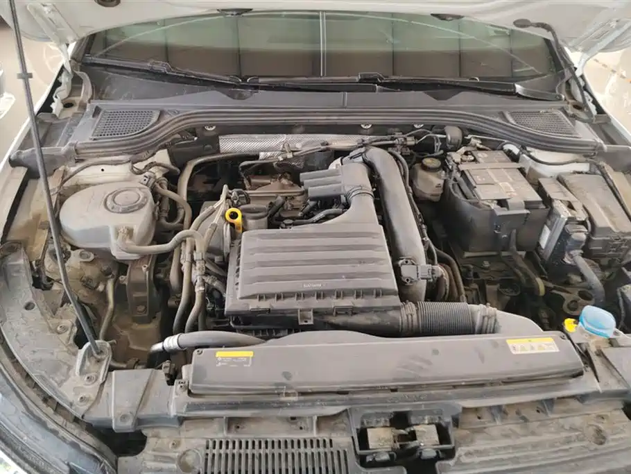 Volkswagen Golf 2023 280TSI DSG R-Line Lite фото 10