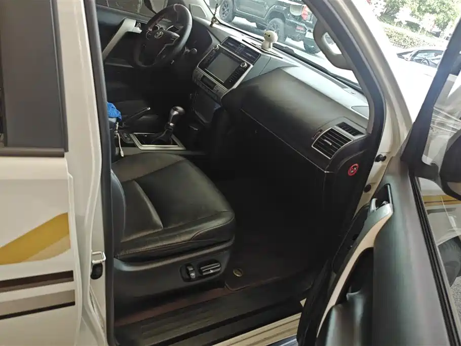 Toyota Prado 2018 3.5L Auto TX-L фото 8